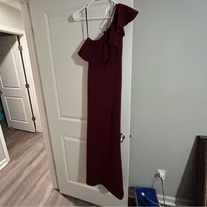 Brand new Lulus dress. Full length. Plum color. Original price: $95. Size xs